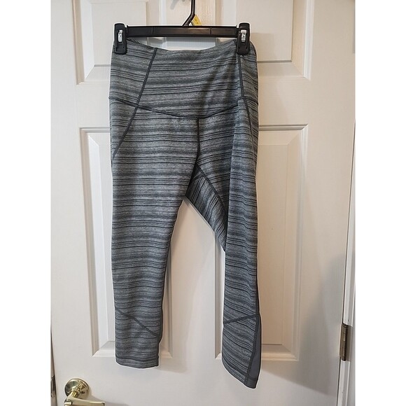 Zella Women's Gray Cropped High Waist Leggings Size M Stretch Mesh Leg Accent - Picture 1 of 4